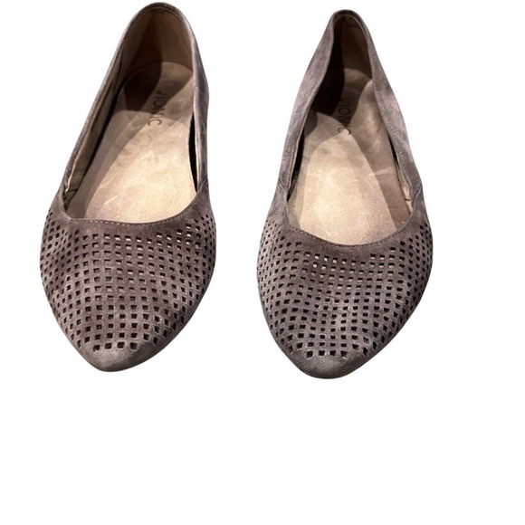 Vionic Posey Pointed Toe Flats Size 8 - Picture 5 of 9